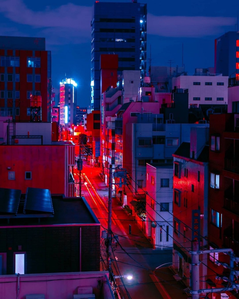 Photographer Aishy Captures Cyberpunk Scenes on the Streets of Tokyo