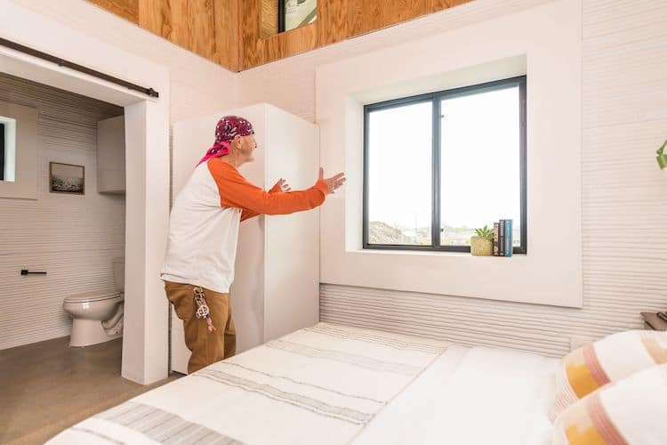 A Man Previously Experiencing Homelessness Is the First Person To Live in a 3d-Printed Tiny Home