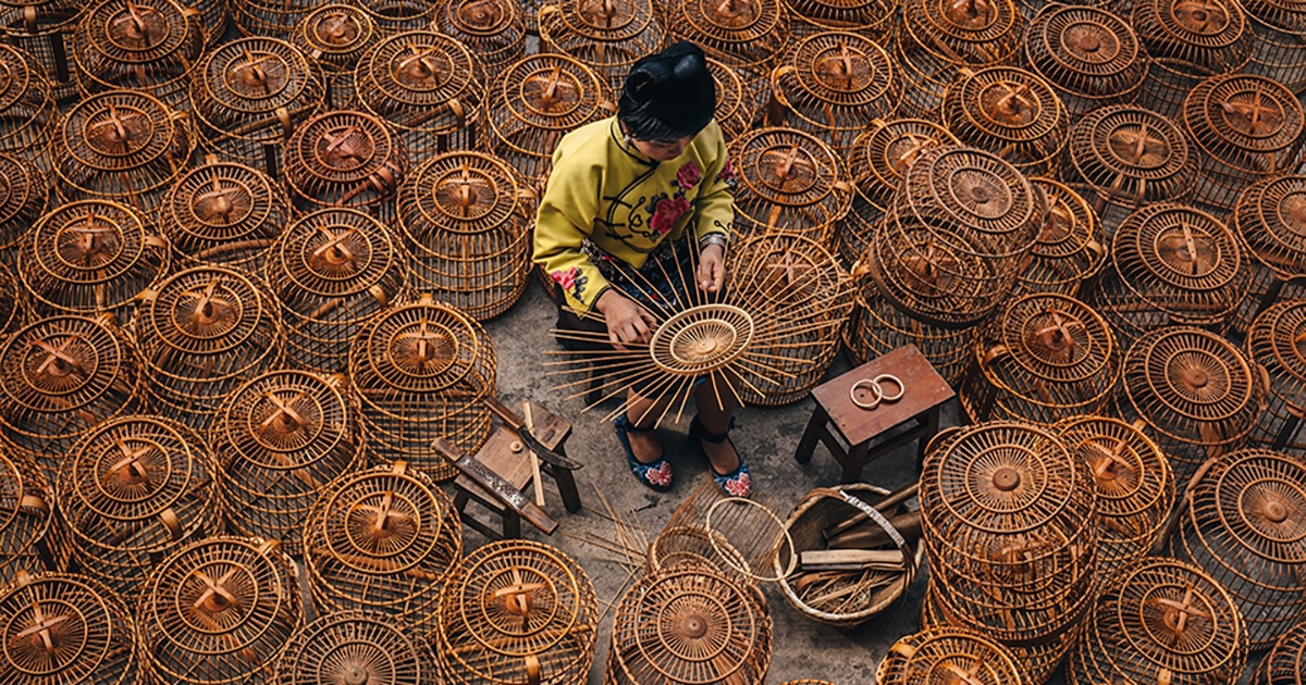 Photographer Travels Asia Capturing the Beautiful Patterns Emerging in Everyday Life