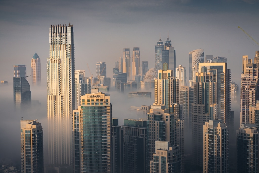 Stunning Fog Photography Captures an Otherworldly View of Dubai