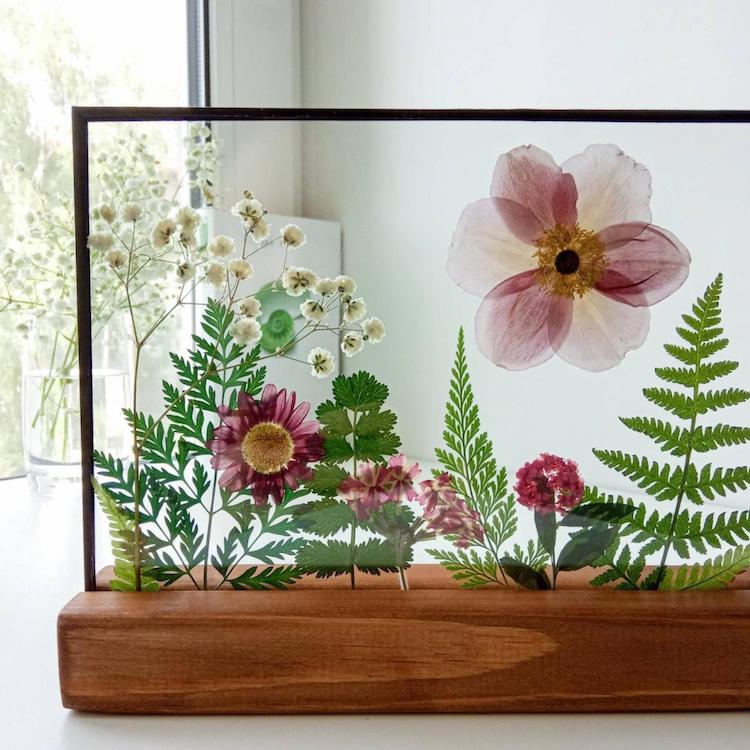 DIY con flores secas / Pressed dry flowers DIY  Manualidades, Arte con  flores prensadas, Decorando tazas