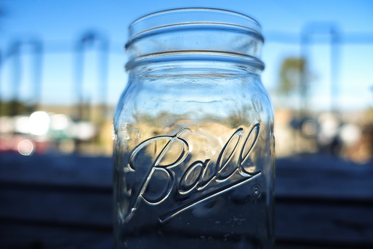 Mason Ball Jar Uses and Crafts