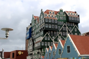 5 Incredible Examples of Postmodern Architecture’s Playful Character : A incredible photo depicting an gorgeous landscape. The tones are striking and blend ideally. Its layout is great, and the particulars are also extremely sharp.