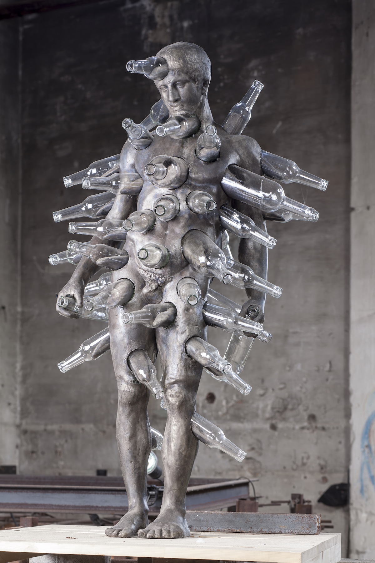 Conceptual Sculpture by Thomas Lerooy
