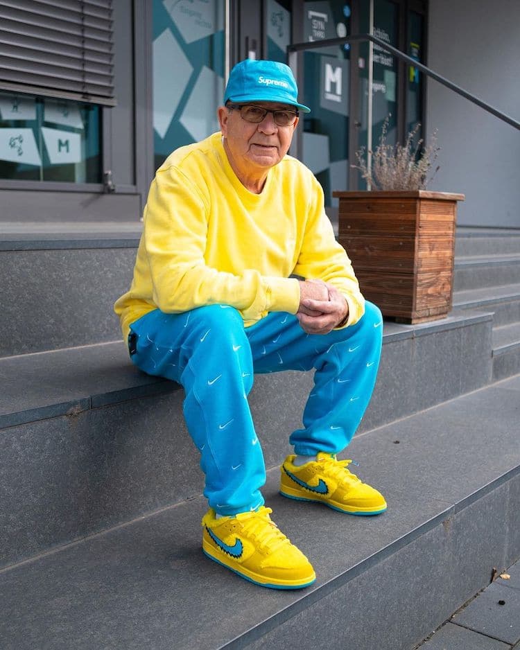 Un grandpère de 75 ans montre qu'il n'y a pas de limite au style