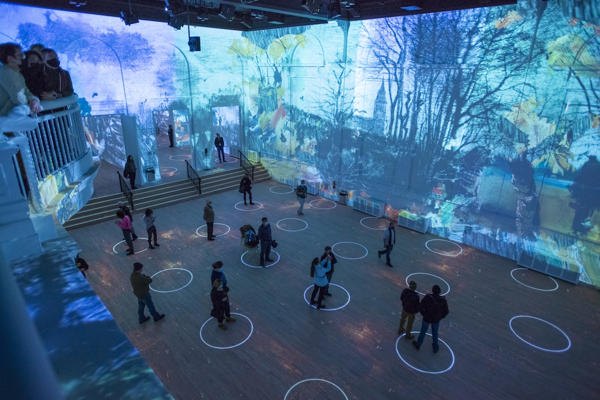 Immersive Van Gogh Exhibition Chicago