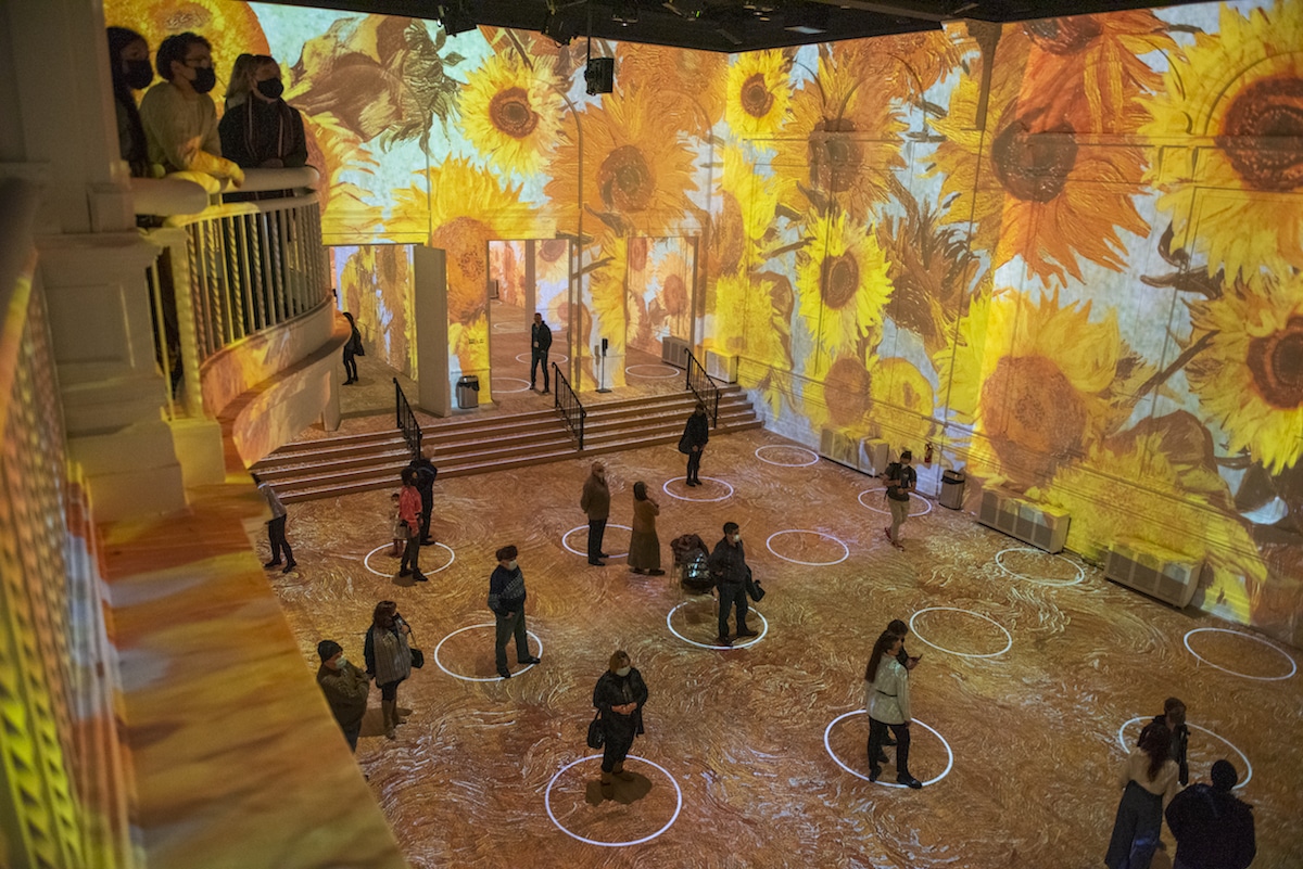 Immersive Van Gogh Exhibition Chicago