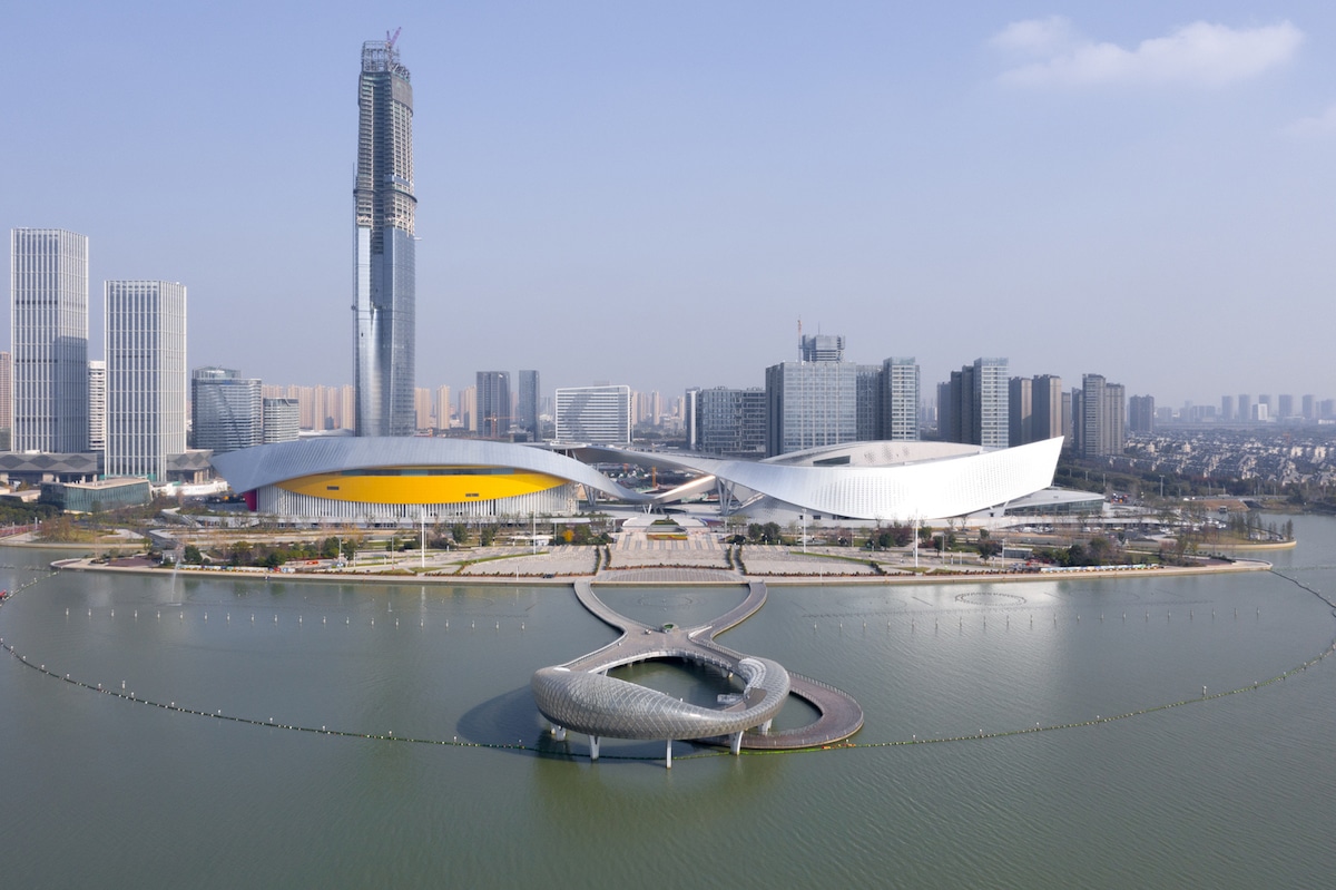 This Dynamic Metal Ribbon Twists and Turns Around Suzhou’s New Cultural Center