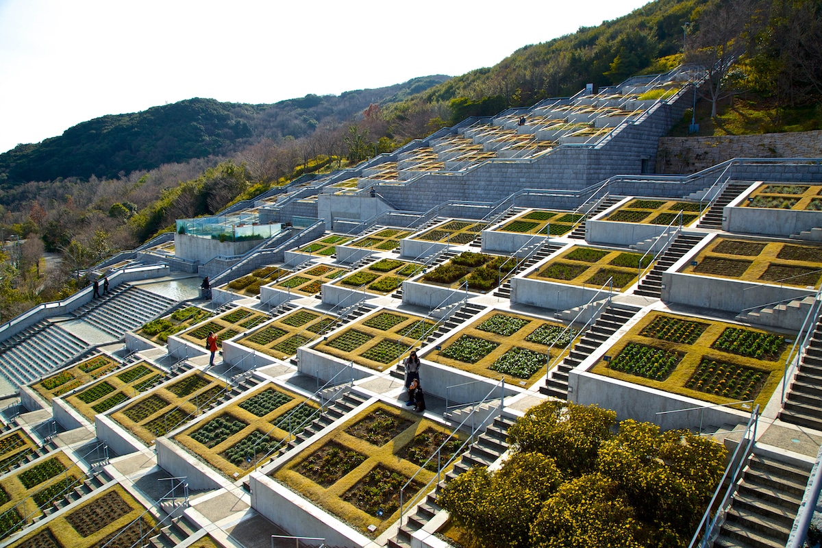 The Architecture of Tadao Ando - 10 Dramatic Buildings by the Master of Light and Concrete