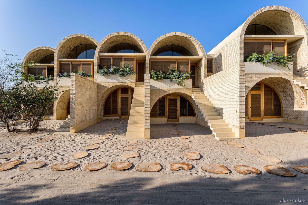 This Mexican Boutique Hotel Features Gorgeous Brick Arches Made of Local Material
