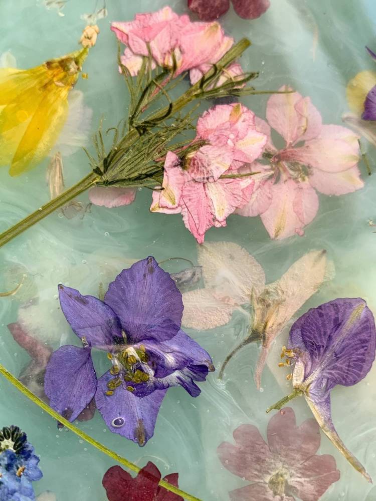 cristales de flores por SARDART y Katerina Marchenko