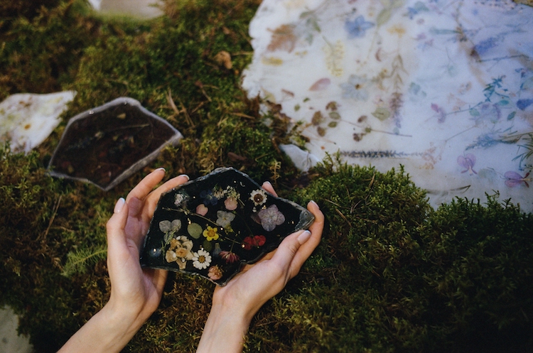 cristales de flores por SARDART y Katerina Marchenko