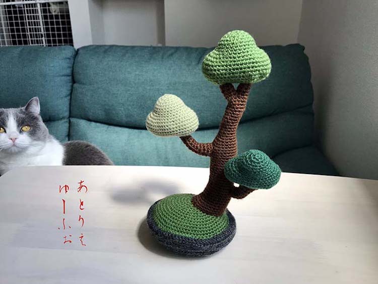 Bonsai knitted by Euph workshop