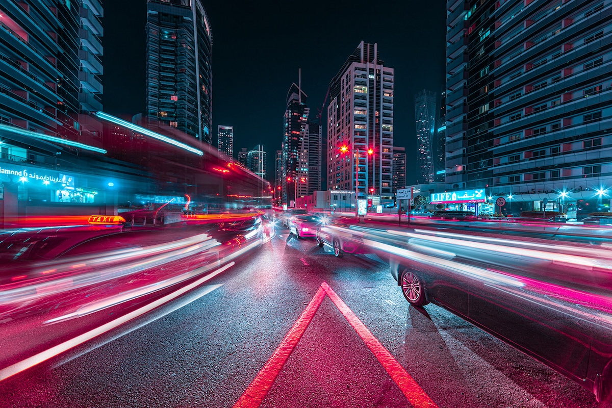 Dubai de noche por Xavier Portela