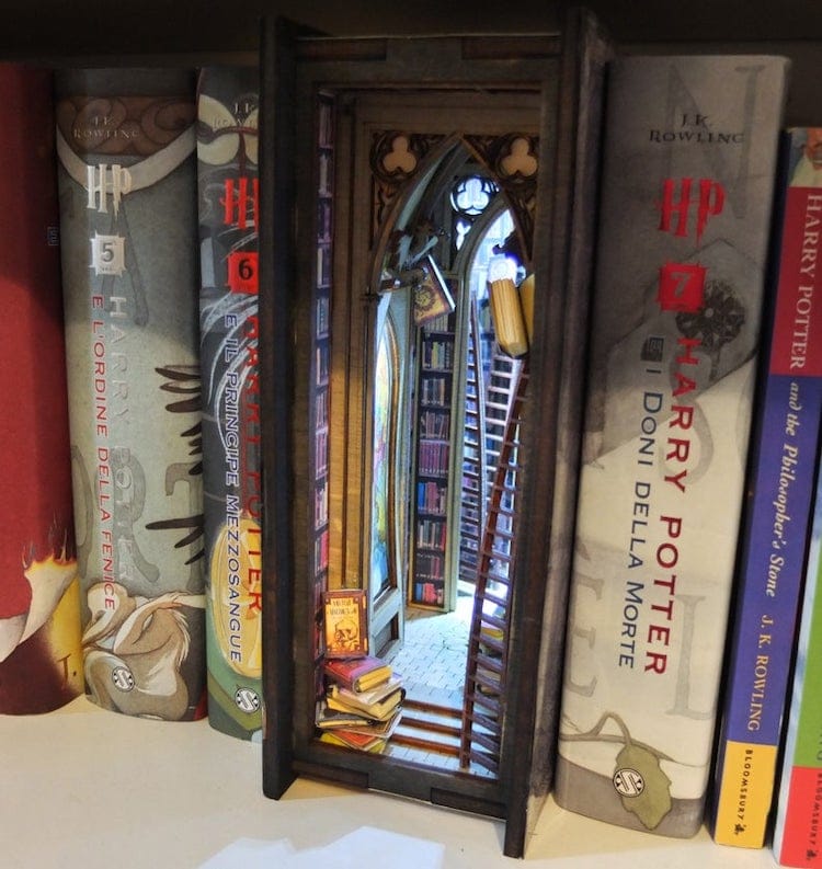 Bookshelf Diorama