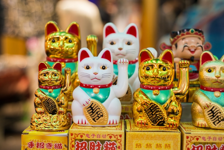Maneki Neko Fortune Cat Lucky Cat Waving Cat Beckoning Hands Waving Fortune Cat Gold Maneki Neko Lucky Cat Beckoning Waving Lucky Cat