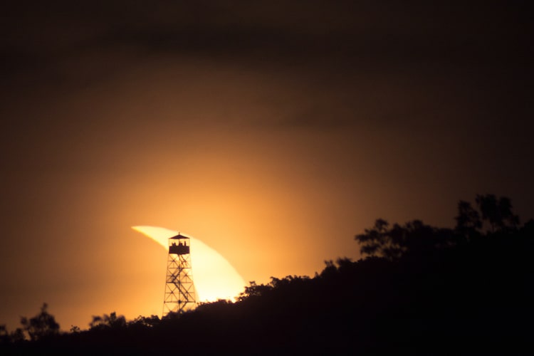 Photo de l'éclipse solaire par Julian Diamond