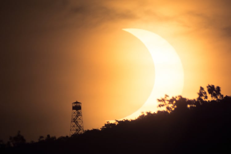 Photo de l'éclipse solaire par Julian Diamond