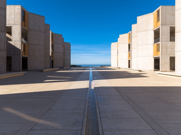 The Architecture of Louis Kahn - 5 Works by the Master of Geometry