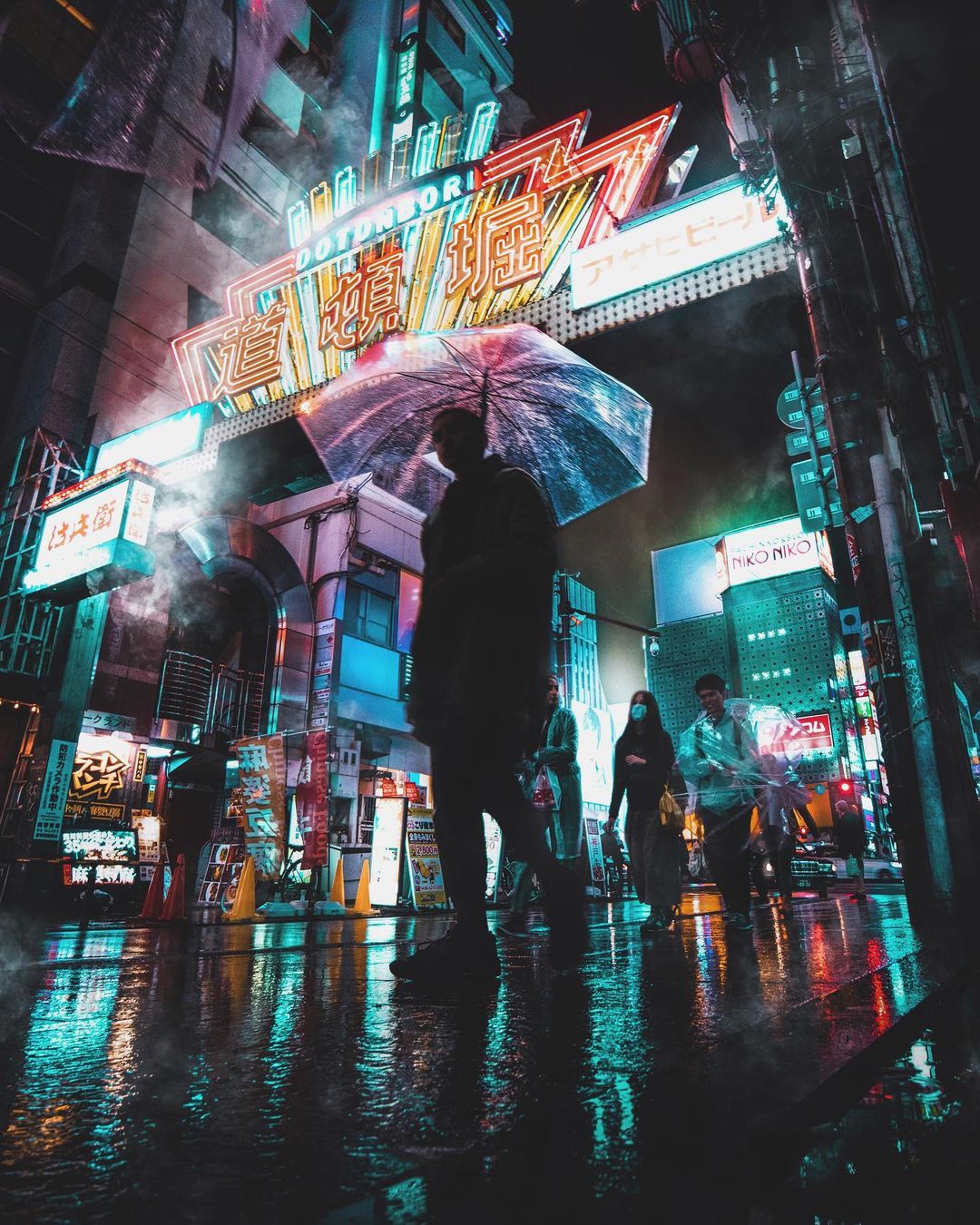 Omi Kim's Osaka, Japan Nocturnal landscapes with neon lights and rain