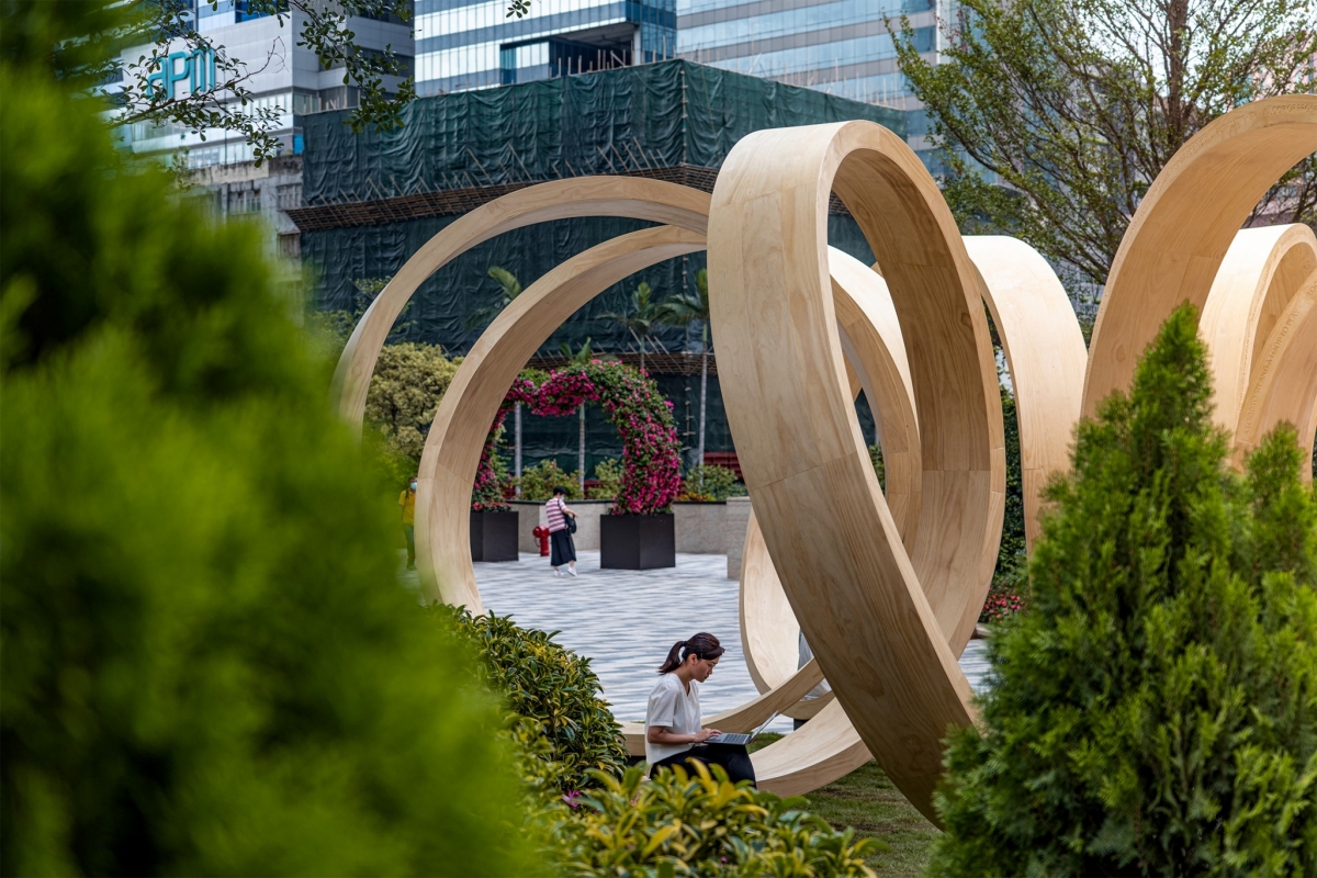 Infinite Loop Hong Kong Art Installation