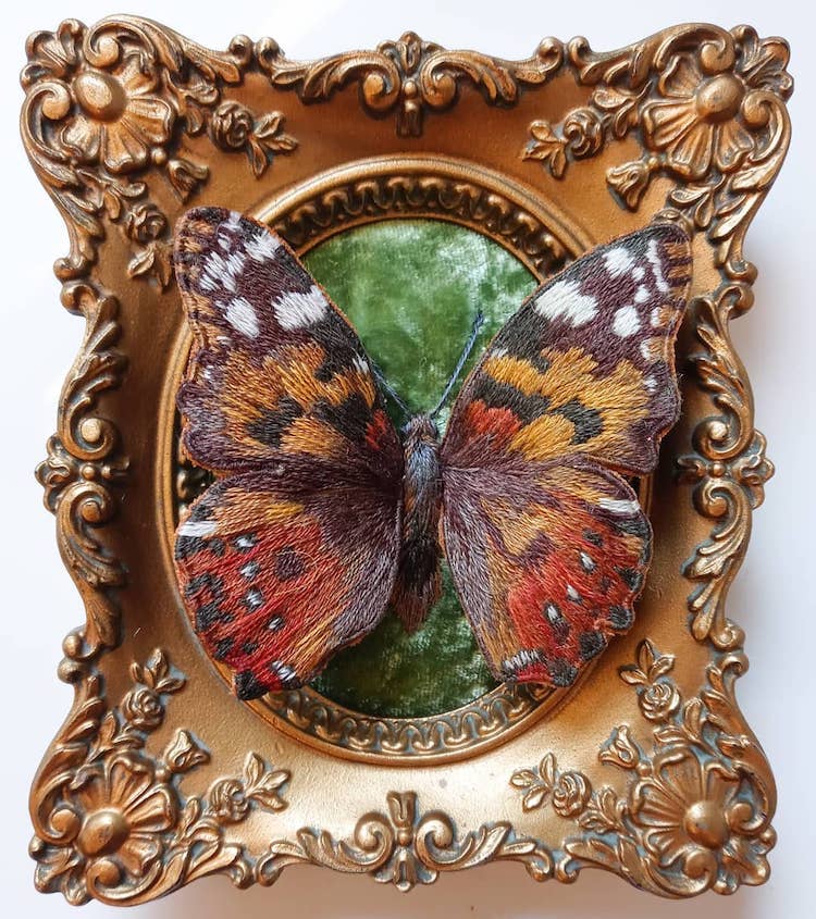 Broderie papillon en relief par Megan Zaniewski