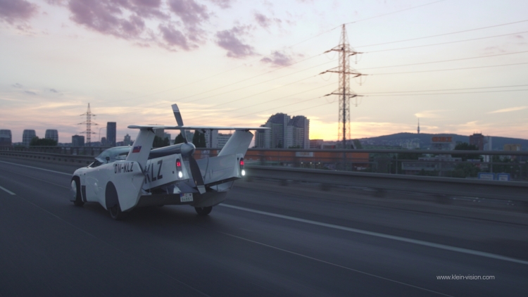 La voiture volante AirCar par Klein Vision