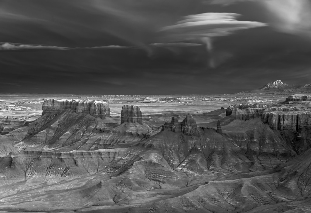 fotografía de tormenta en blanco y negro por Mitch Dobrowner