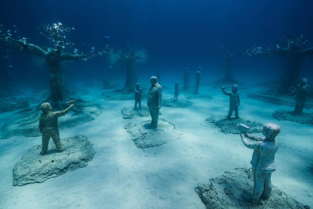 MUSAN, le premier musée sous-marin par Jason deCaires Taylor