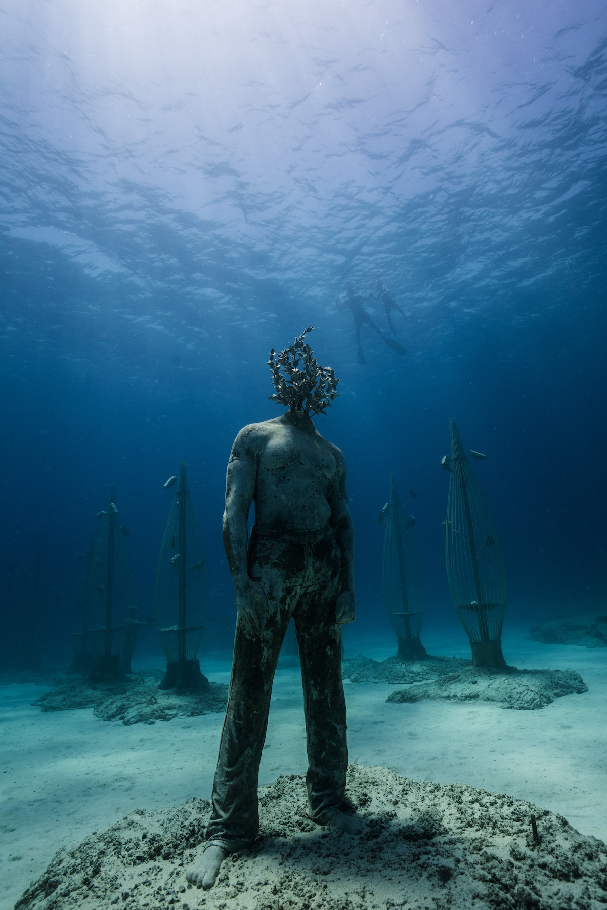 MUSAN, le premier musée sous-marin par Jason deCaires Taylor