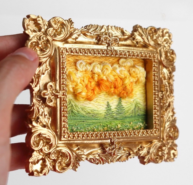 Paysages miniatures brodés par Carolina Torres