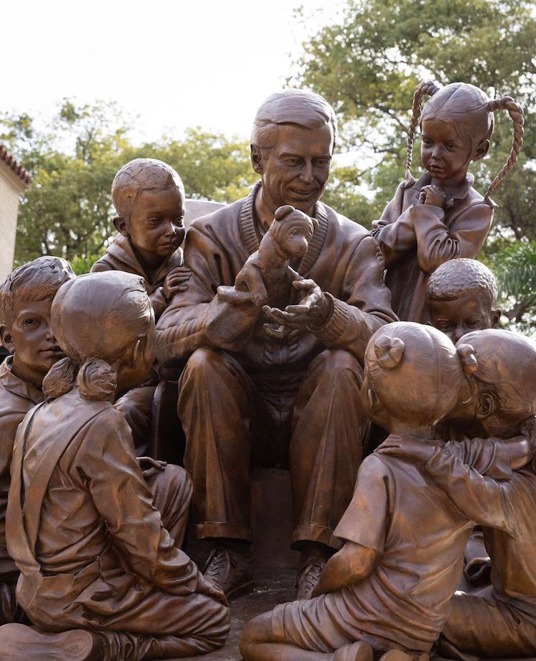 Mister Rogers Statue