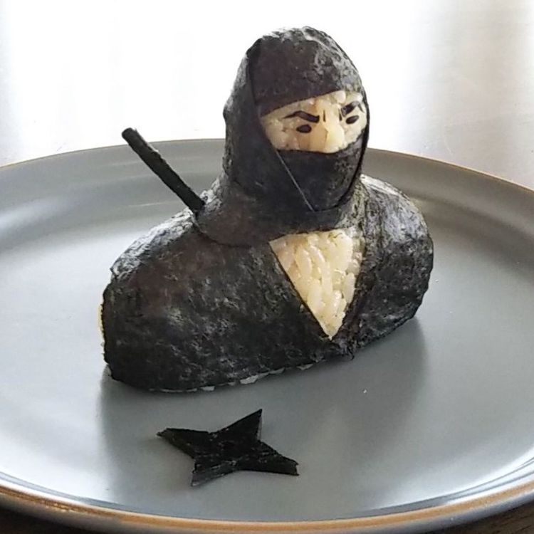 Personajes de onigiri por Onigiri Gekijō