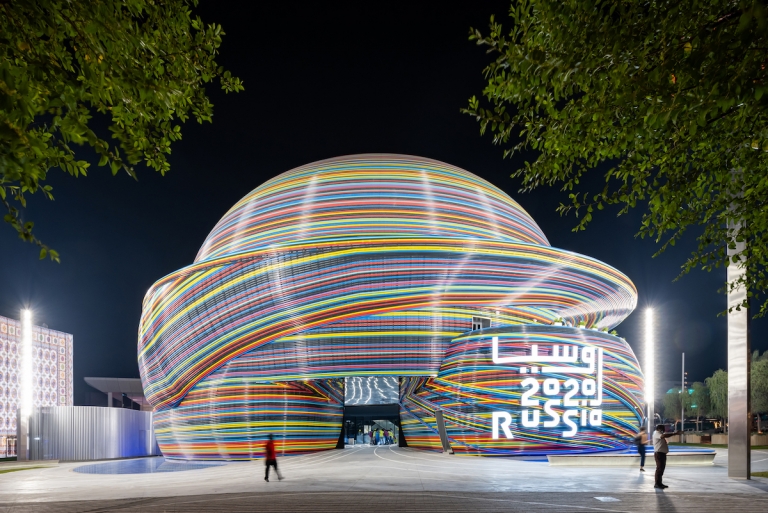 Russia Pavilion at Dubai Expo Is Wrapped in Interwoven Rainbow Pipes