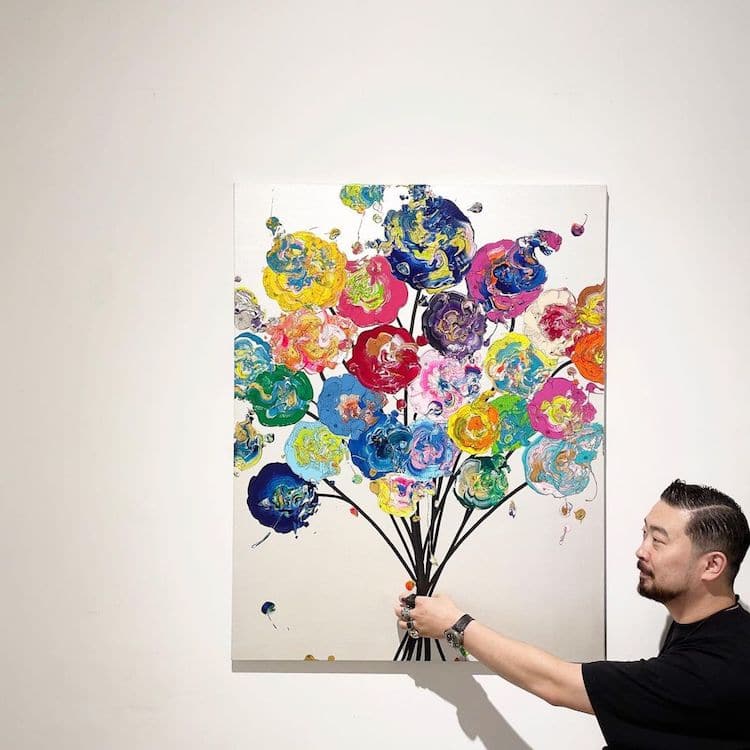 Pinturas abstractas de flores por Yuta Okuda