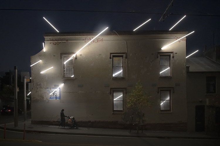 Installation lumineuse par Ian Strange 