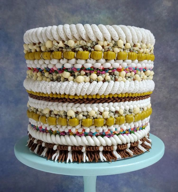 Gâteau à la crème au beurre inspiré de l'art textile