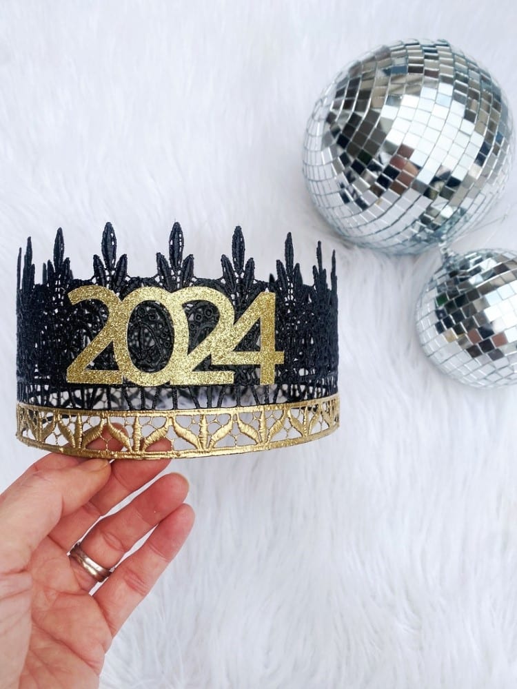 2024 New Years Eve Party Crown