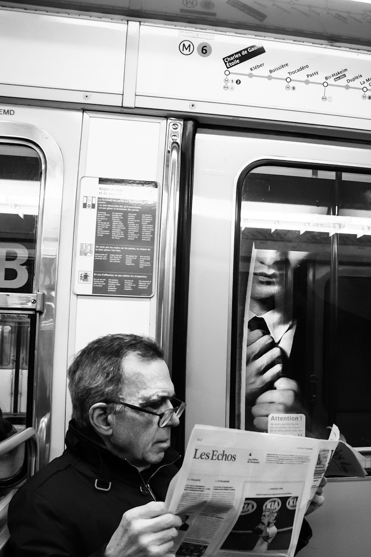 Street Photography Paris Metro