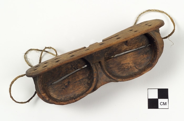 lunettes de neige en bois