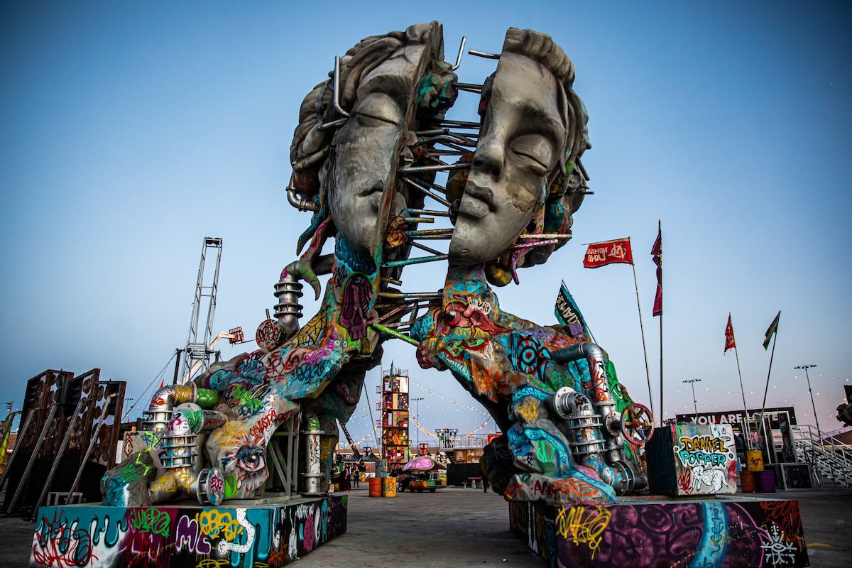 Daniel Popper Sculpture at EDC Las Vegas