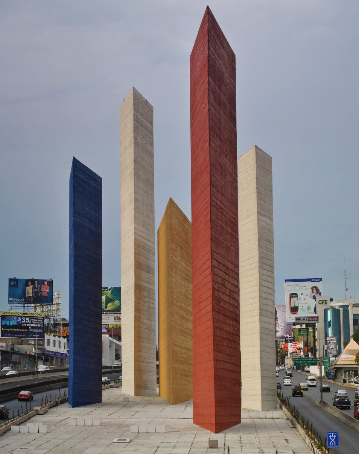 Torres de Satélite by Luis Barragán, Famous Mexican Modernist Architect