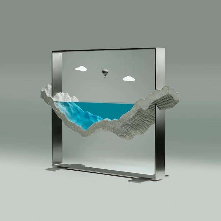 Escultura minimalista de vidrio y hormigón de Ben Young