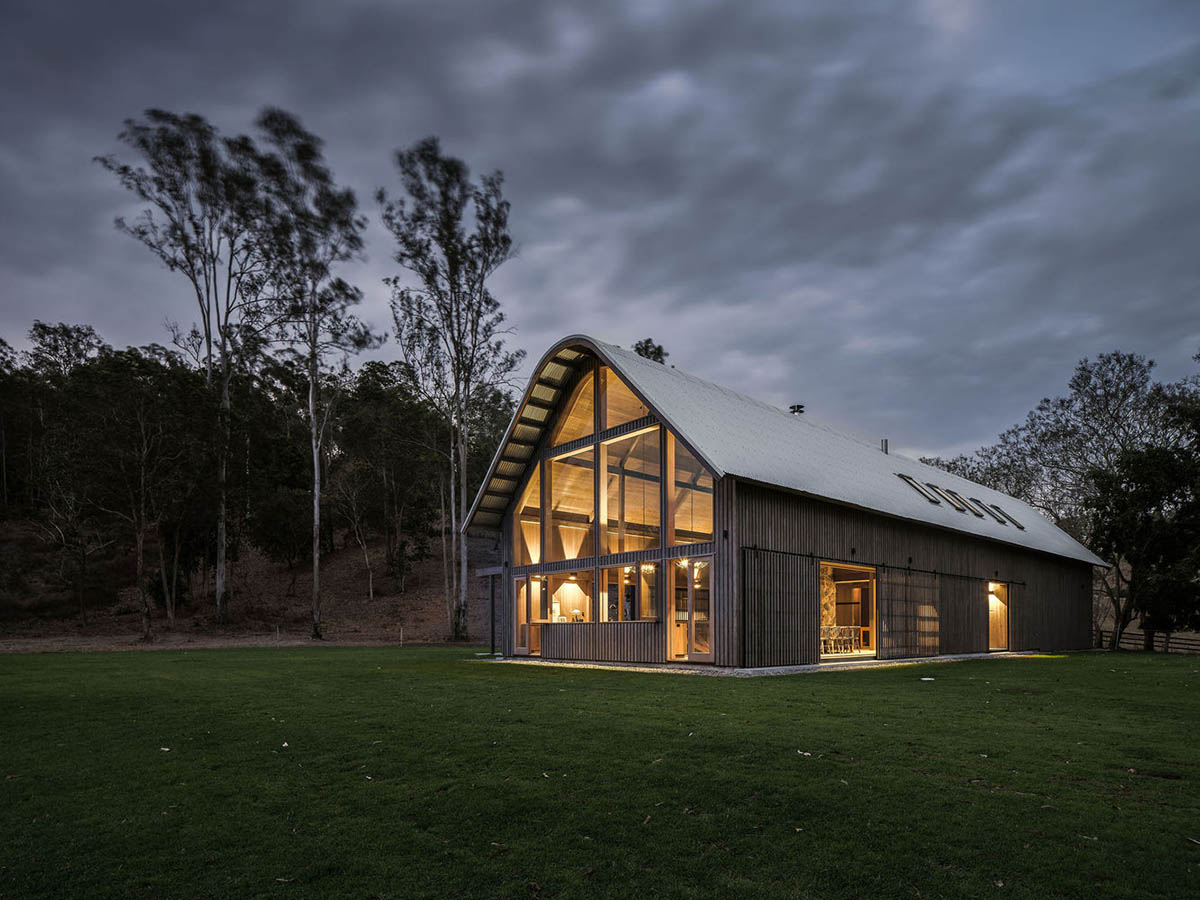 View of The Barn by Paul Uhlmann Architects