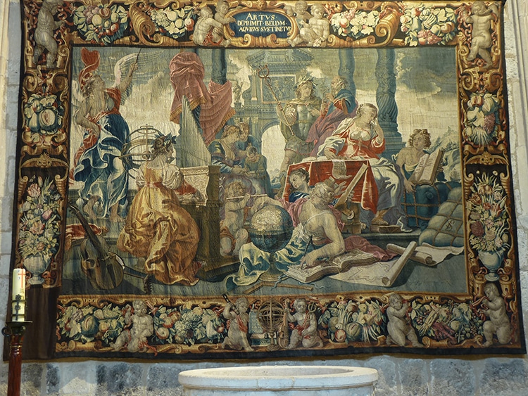 Fragment Stolen by Famous Art Thief at Last Returned to Renaissance Tapestry