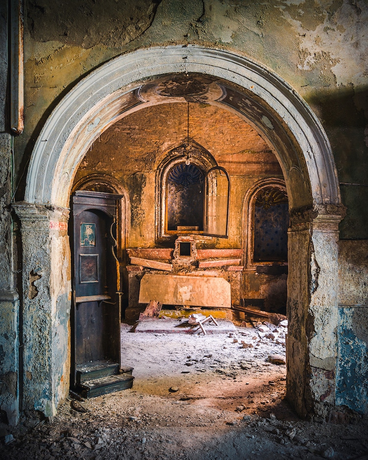 Iglesia italiana abandonada