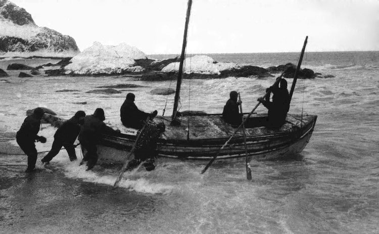 Launching James Caird from Elephant Island