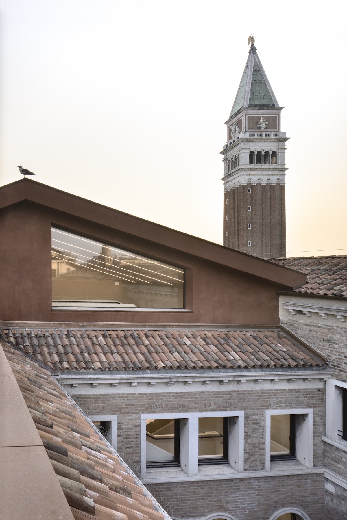 Roof by David Chipperfield Architects at the Procuratie Vecchie in Venice