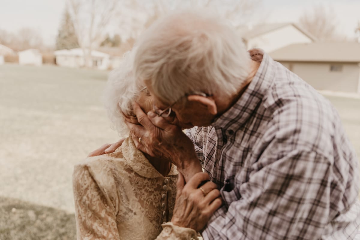 Wedding Anniversary Photos of a Couple Who Have Been Married For Over 70 Years