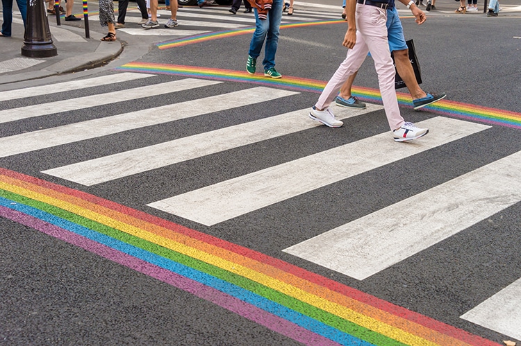 Colorful Asphalt Art Prevents Traffic Accidents by Enlivening Streets